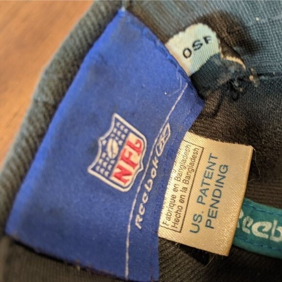 Carolina Panthers Fitted Hat OSFM NFL EUC Reebok - Picture 6 of 7